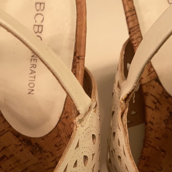 White open toe wedges - Picture 5 of 5